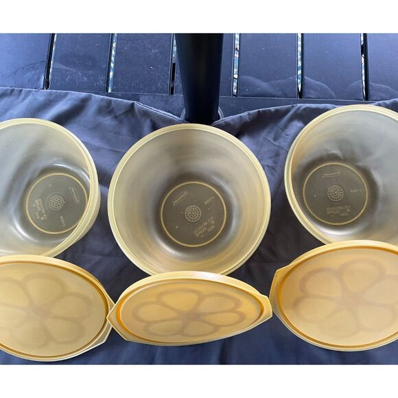Vintage 1993 Rubbermaid Food Storage Bowl Set - Picture 5 of 7